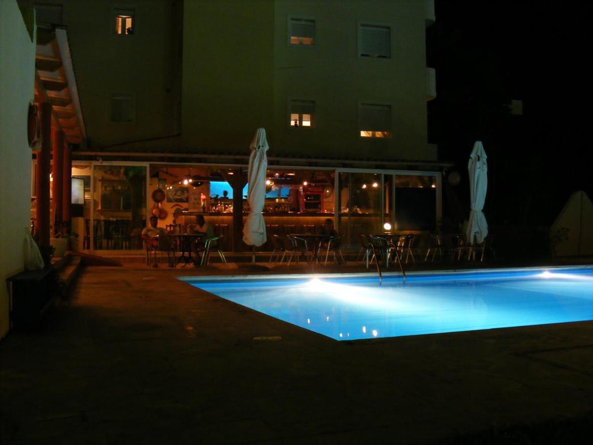 Australia Hotel Gazi Exteriör bild