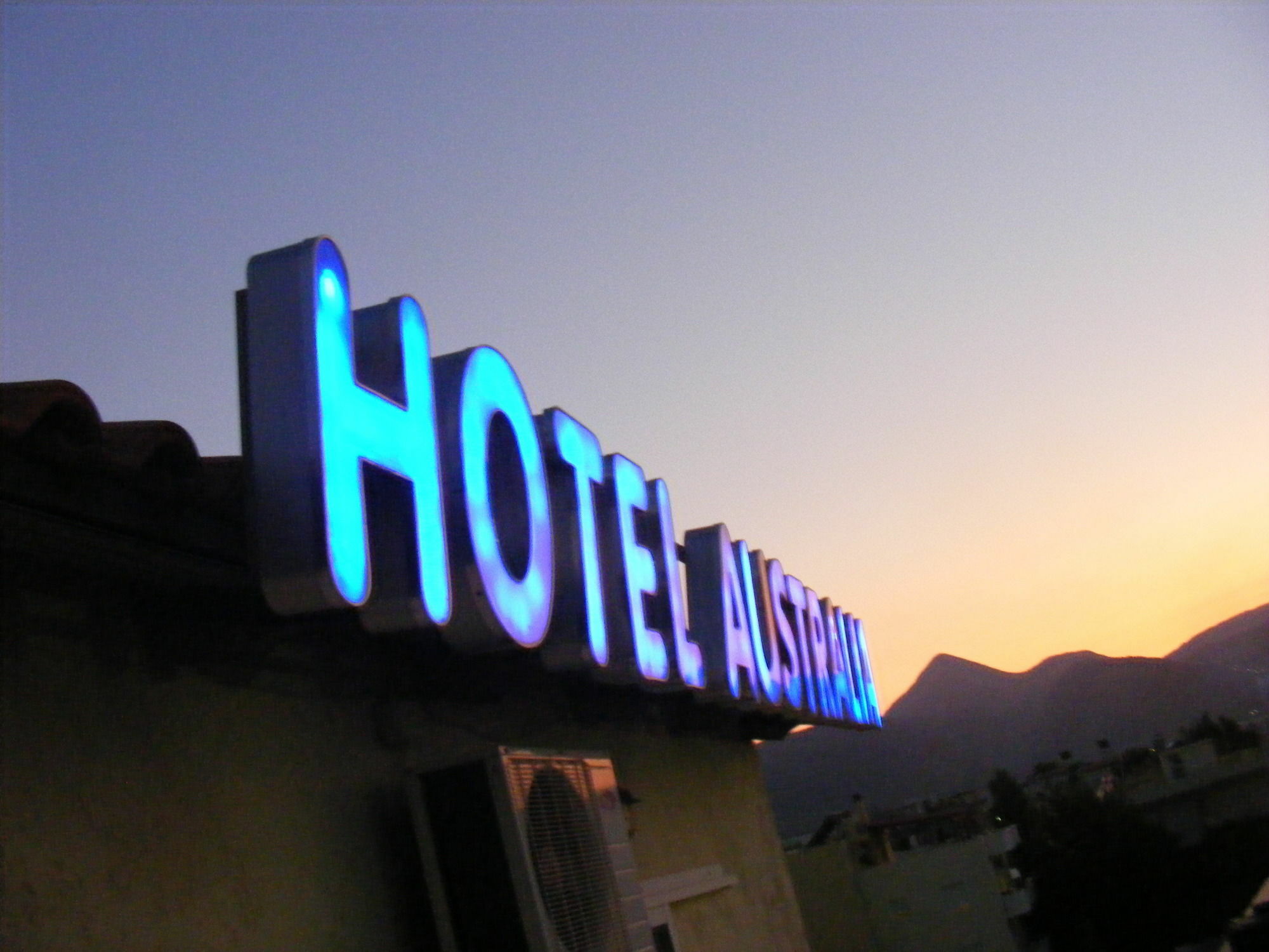 Australia Hotel Gazi Exteriör bild